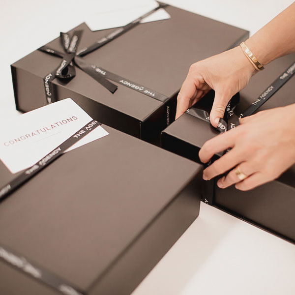 How to Personalise a Christmas Gift Box for Mum or Dad