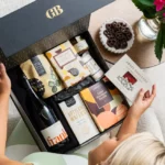 Valentine’s Day Gift Boxes vs. Baskets: Which Should You Choose for Your Partner?