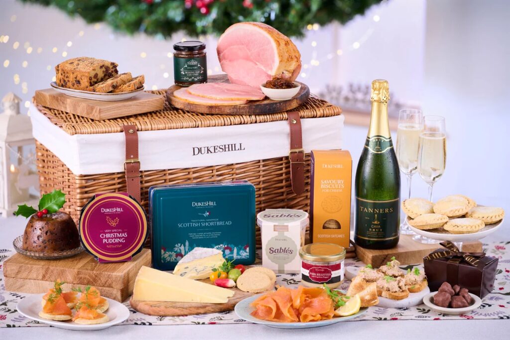 Budget vs. Luxury: Finding the Right Gift Hamper Sydney for Your Occasion